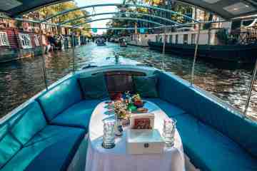 amsterdam proposal love boat