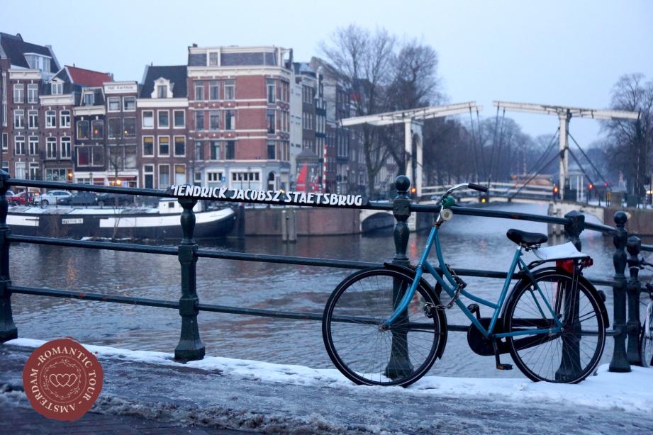 Romantic bike tour Amsterdam